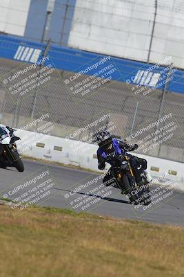 media/Nov-26-2022-Fastrack Riders (Sat) [[b001e85eef]]/Level 1/Session 3 Outside Turn 9/